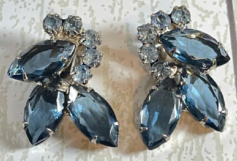 Front view of Blue Navettes Earrings Clip