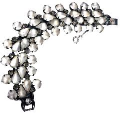 White (chalk Or Milk) Pear Frosted Bracelet 5 Link