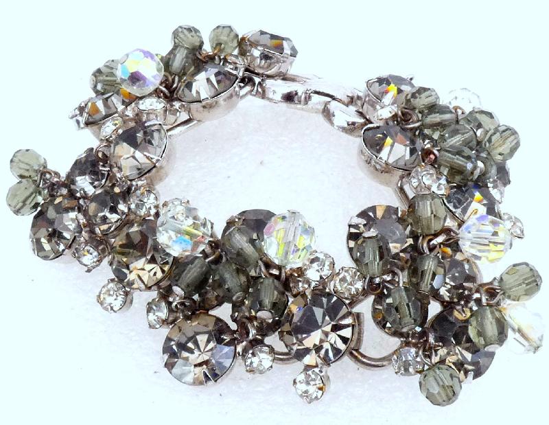 Front view of Gray (black Diamond) Chatons Only Bracelet 5 Link