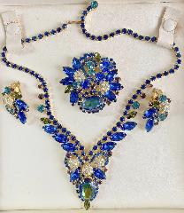Multiple Colors Oval Multi-Color/Shaded Necklace