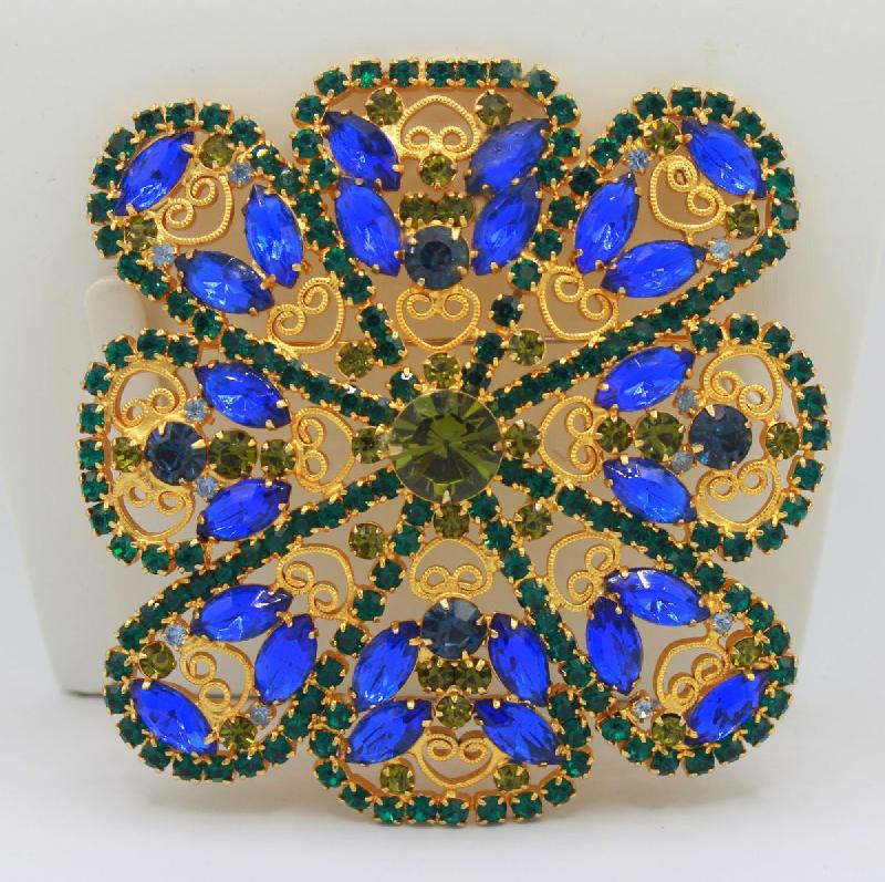 Front view of Multiple Colors Navettes Pin Pendant