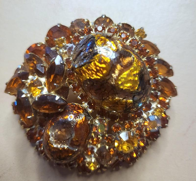 Front view of Topaz Cabochons Multi-Color/Shaded Brooch