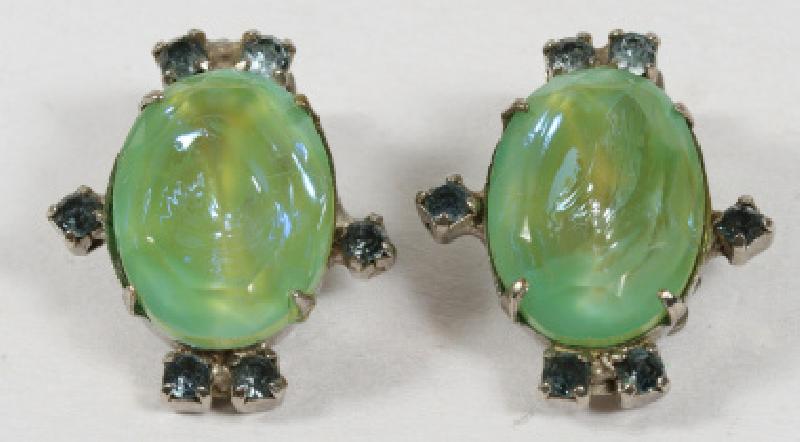 Front view of Multiple Colors Oval Multi-Color/Shaded Earrings Clip