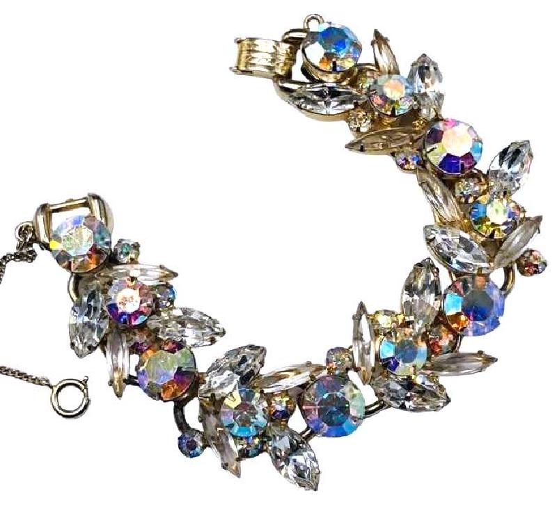 Front view of Clear Navettes Bracelet 5 Link