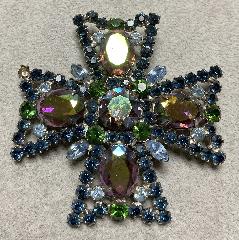 Multiple Colors Oval Pin Pendant