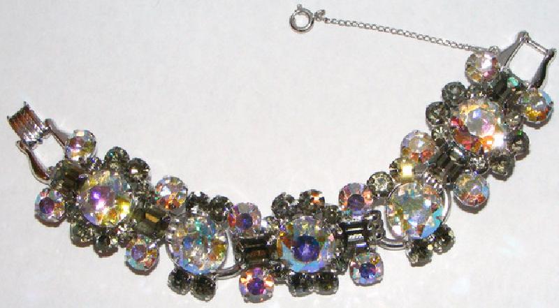 Front view of Gray (black Diamond) Emerald Cut Bracelet 5 Link