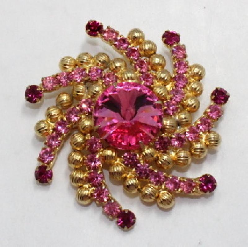 Front view of Pink Rivoli/Margarita Brooch