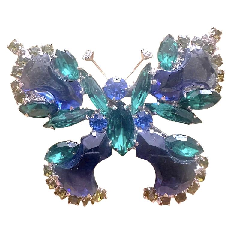 Front view of Blue Anchor Brooch