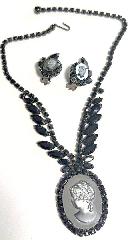 Hematite Cabochons Molded/Cut Necklace