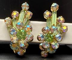 Green Baguettes Earrings Clip