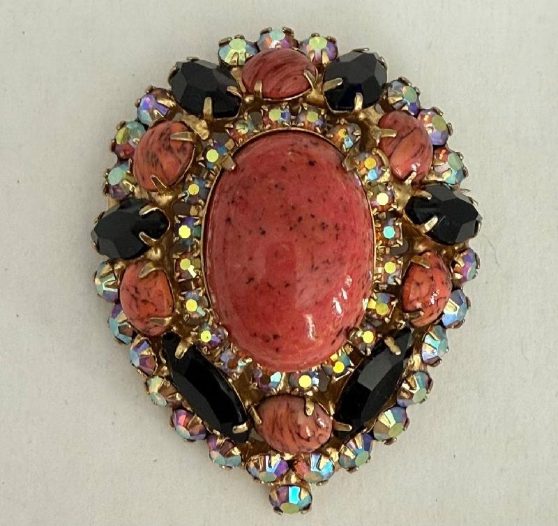 Front view of Multiple Colors Cabochons Spotted Pin Pendant