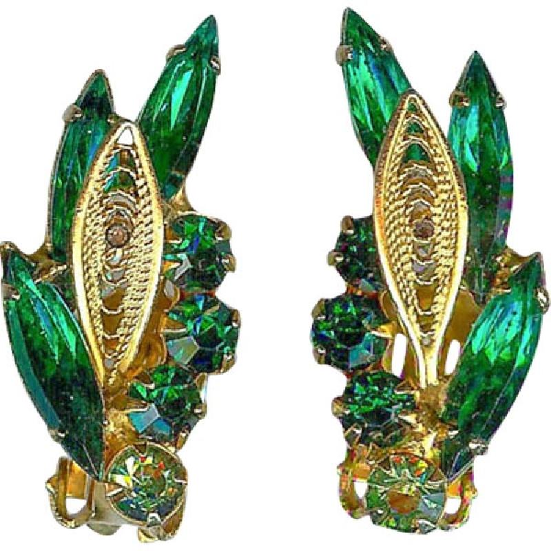 Front view of Green Navettes Earrings Clip