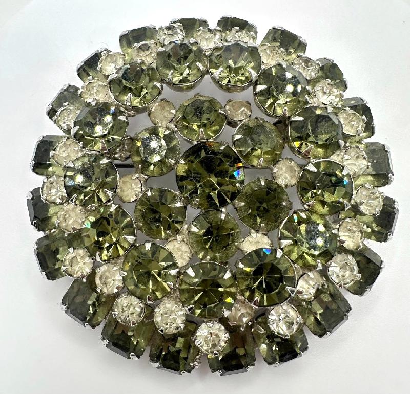 Front view of Green Emerald Cut Brooch