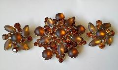 Topaz Cabochons Frosted Brooch