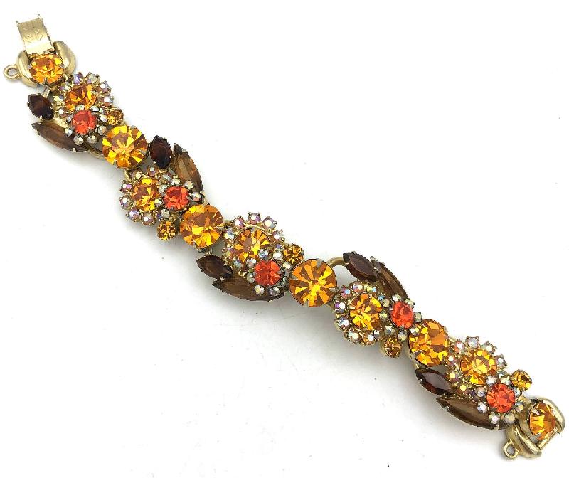 Front view of Fall Navettes Bracelet 5 Link