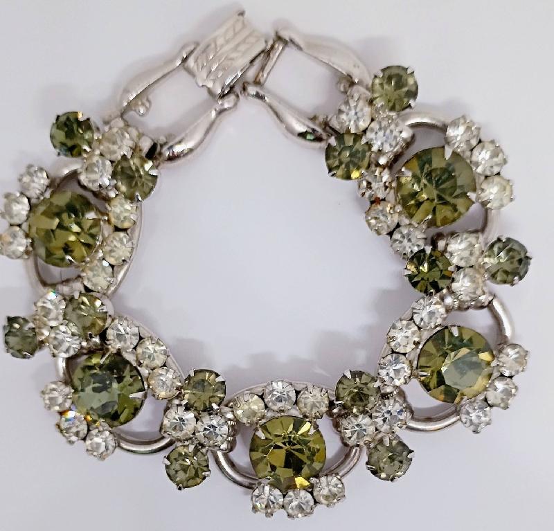 Front view of Green Chatons Only Bracelet 5 Link