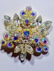AB Navettes Brooch