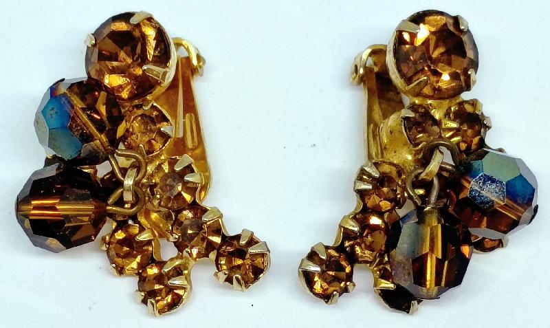 Front view of Topaz Chatons Only Earrings Clip
