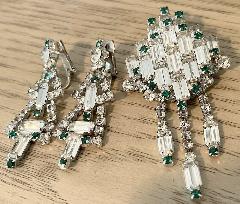 Clear Baguettes Pin Pendant