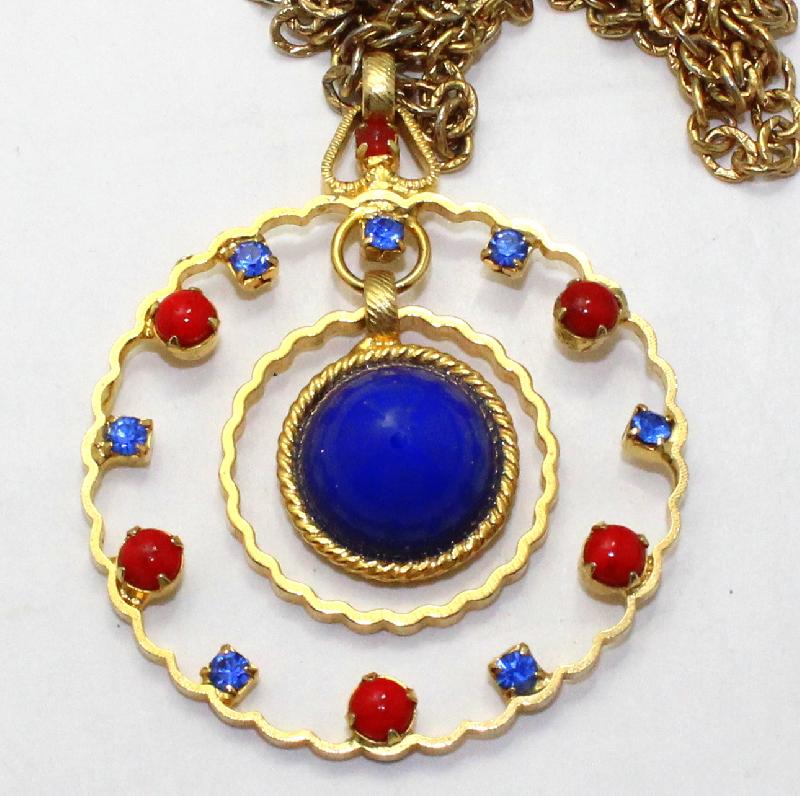 Front view of Patriotic Cabochons Plastic Pendant