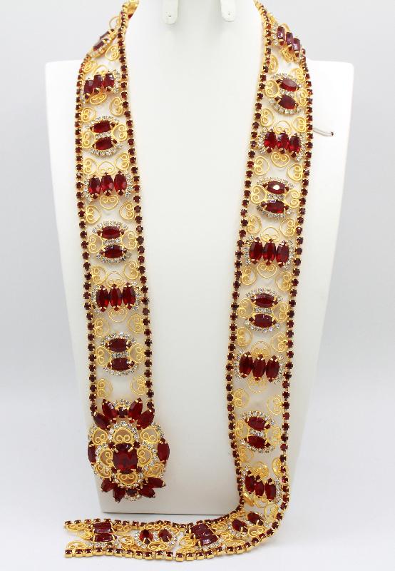 Front view of Red Navettes Belt