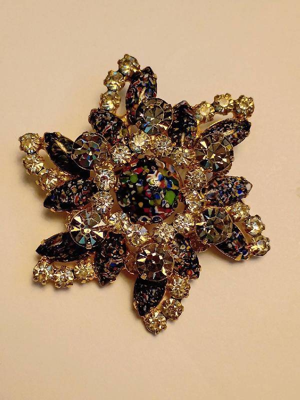 Front view of Black (jet) Cabochons Spotted Brooch