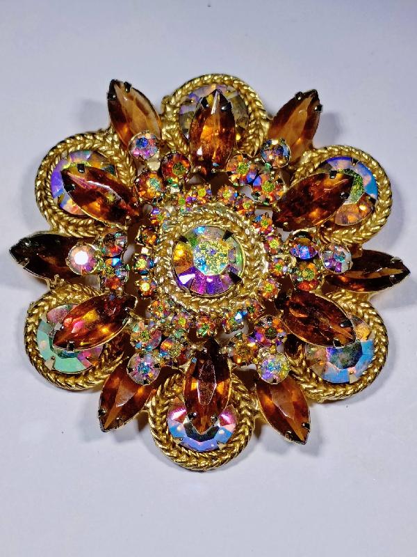 Front view of Topaz Navettes Brooch