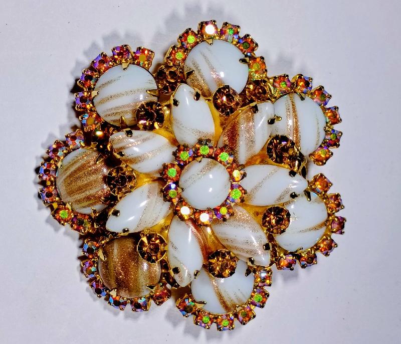 Front view of Multiple Colors Cabochons Striped Pin Pendant