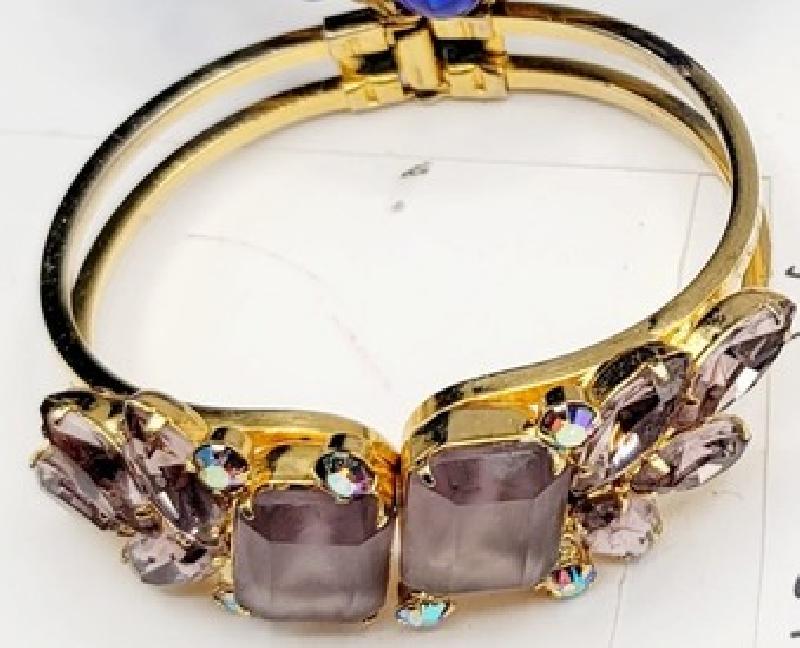 Front view of Purple (cardinal) Emerald Cut Frosted Bracelet Clamper