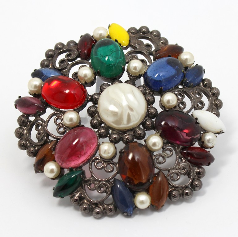Front view of Multiple Colors Cabochons Other