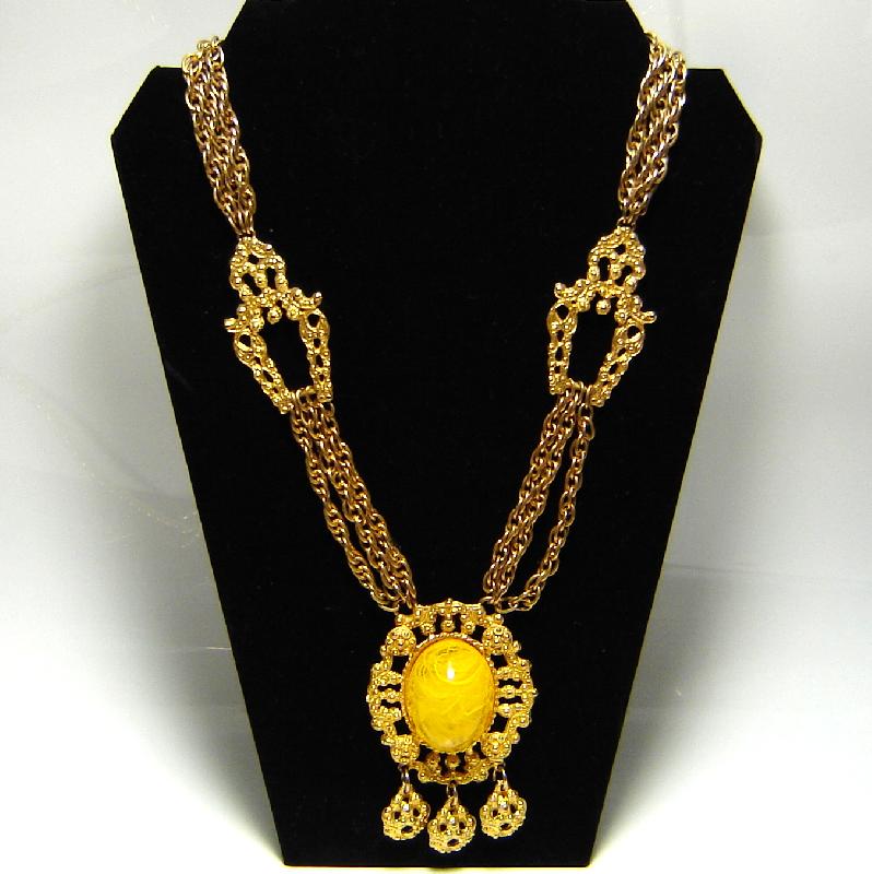 Front view of Yellow Cabochons Plastic Necklace