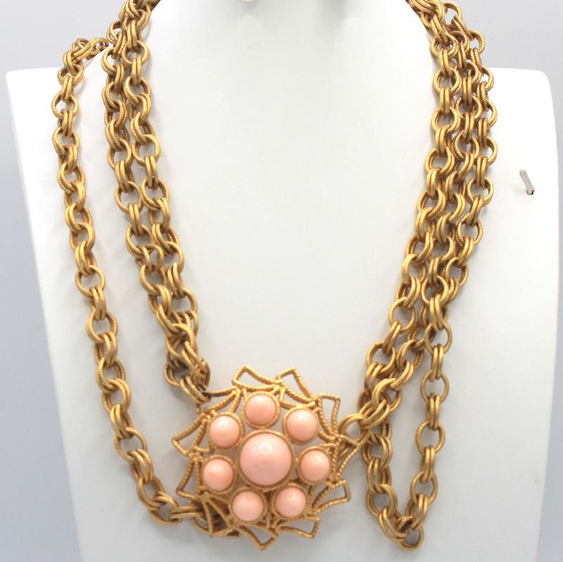 Front view of Pink Cabochons Plastic Belt