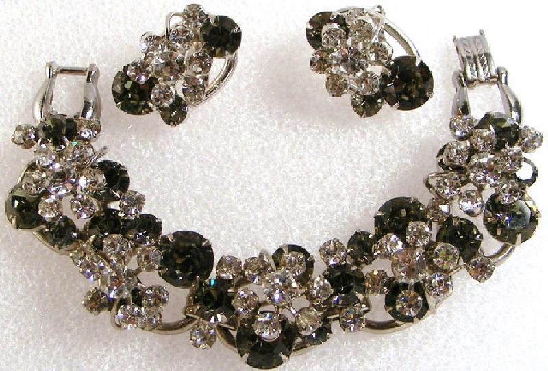 Front view of Gray (black Diamond) Chatons Only Earrings Clip