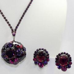 Purple (cardinal) Dentelle Earrings Clip