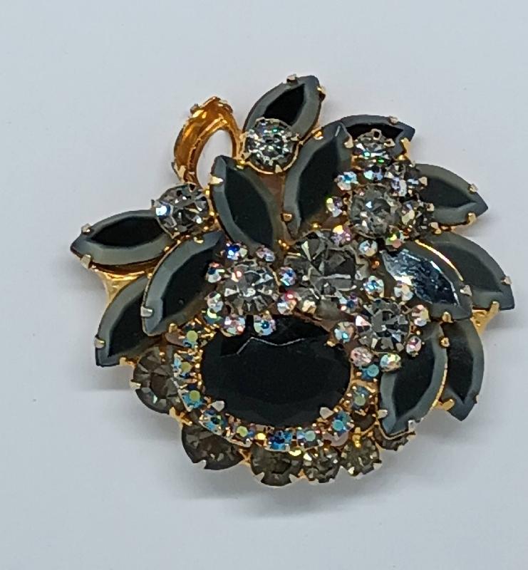 Front view of Black (jet) Oval Multi-Color/Shaded Brooch