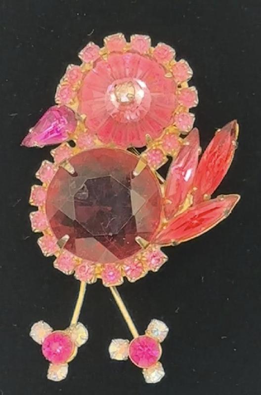 Front view of Pink Pear Rivoli/Margarita Brooch
