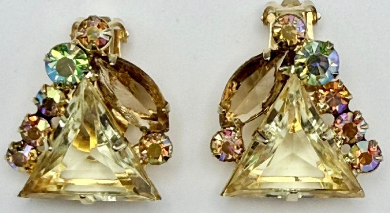 Front view of Yellow Triangle Earrings Clip