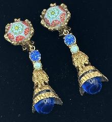 Blue Cabochons Molded/Cut Earrings Clip