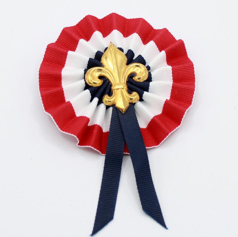 Front view of Patriotic Brooch