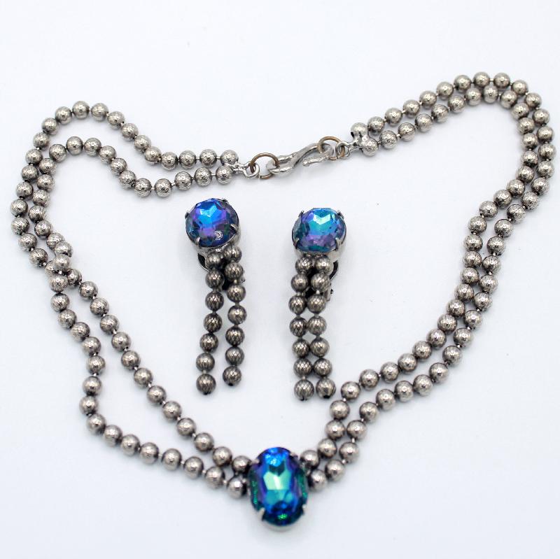 Front view of Blue Oval Multi-Color/Shaded Earrings Clip