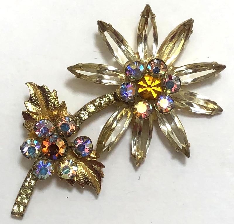 Front view of Yellow Navettes Brooch