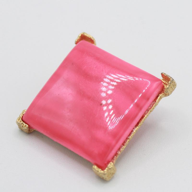 Front view of Pink Plastic Earrings Clip