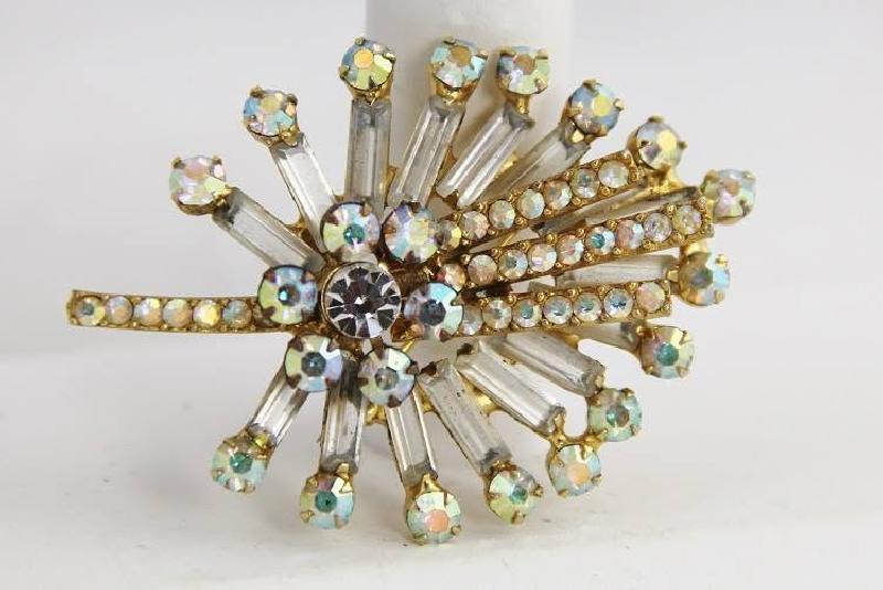 Front view of Clear Baguettes Brooch
