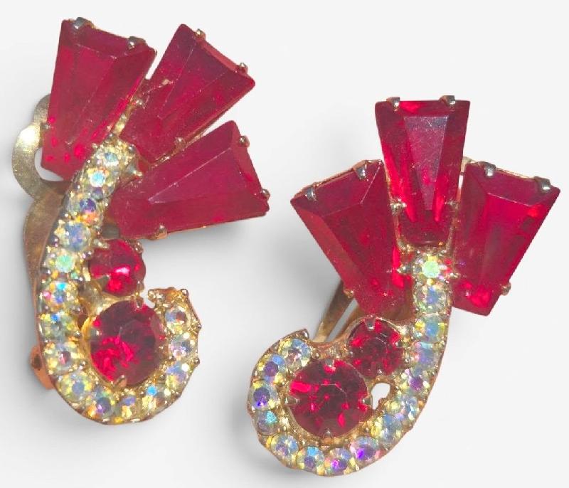 Front view of Red Keystones Earrings Clip