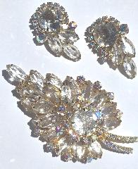 Clear Dentelle Brooch