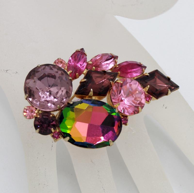 Front view of Multiple Colors Diamond Multi-Color/Shaded Brooch