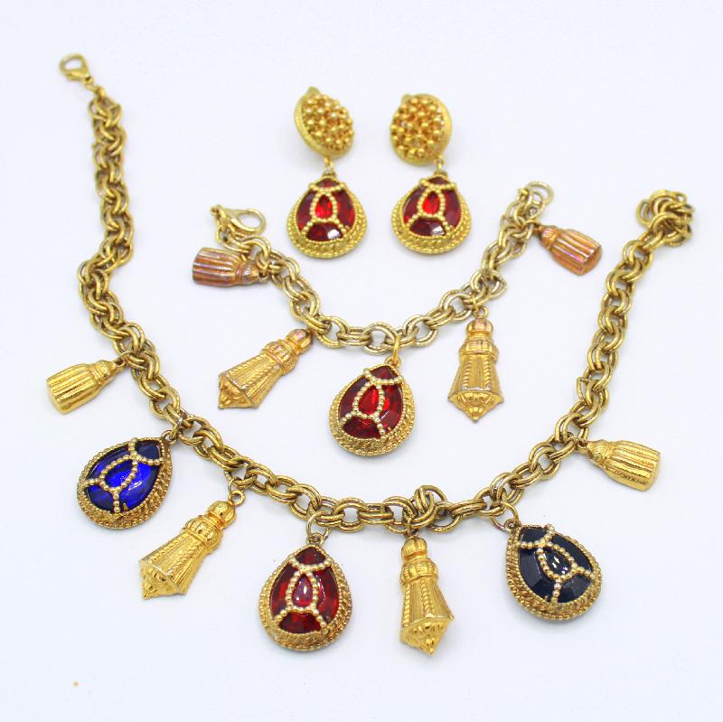Front view of Multiple Colors Pear Plastic Necklace