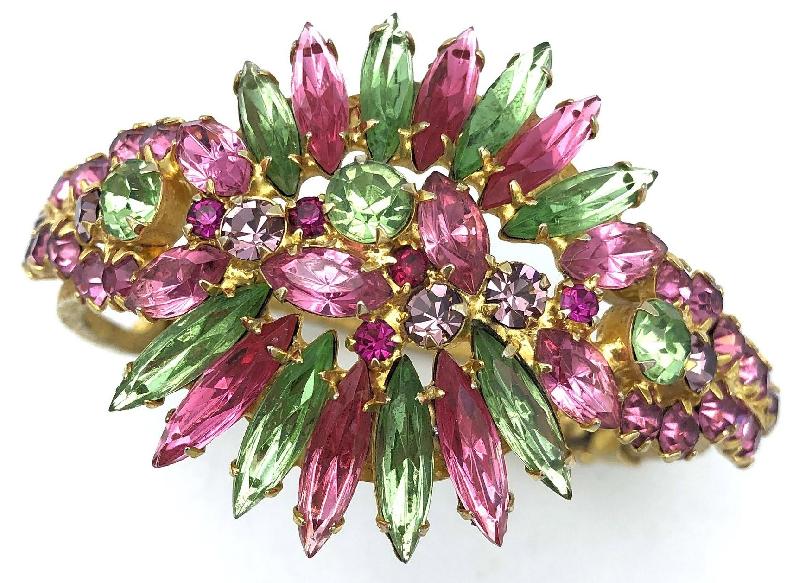 Front view of Multiple Colors Navettes Bracelet Clamper