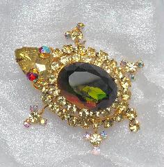 Yellow Oval Multi-Color/Shaded Brooch