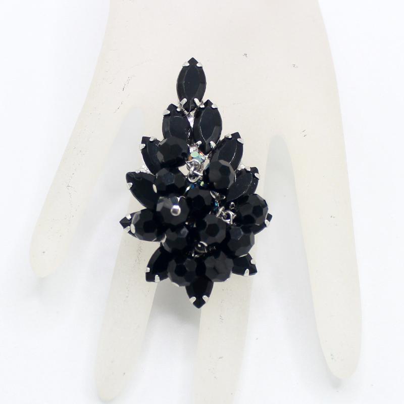 Front view of Black (jet) Navettes Pin Pendant